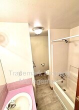 14 Colonial Park in New Holland, PA - Building Photo - Building Photo