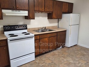 1222 Hill St in Radcliff, KY - Building Photo - Building Photo