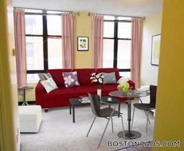 81 Essex St in Boston, MA - Building Photo - Building Photo