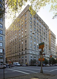 1035 Fifth Ave in New York, NY - Foto de edificio - Building Photo