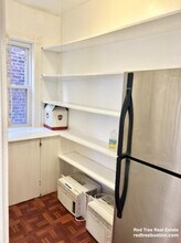 46 Aspinwall Ave, Unit 2F in Brookline, MA - Foto de edificio - Building Photo