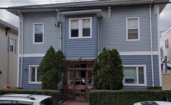 62 Washington Ave in Chelsea, MA - Building Photo