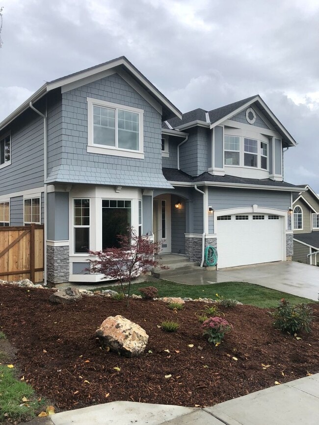156 Oakesdale Ave SW