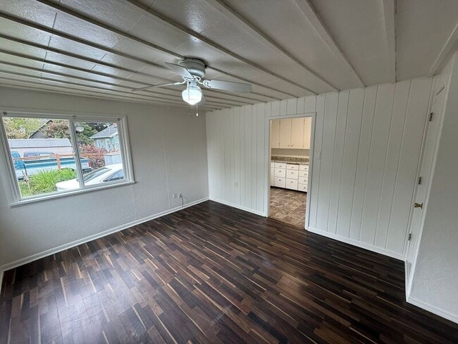 645 Columbia St NE in Salem, OR - Building Photo - Building Photo