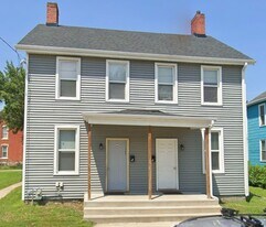 307 E 22nd St in Dubuque, IA - Building Photo