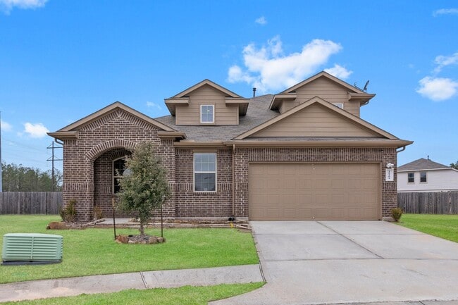 property at 18101 Woodpecker Trl
