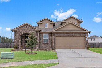 18101 Woodpecker Trl in Roman Forest, TX - Building Photo - Building Photo