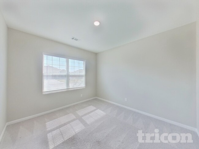 2533 Sanders Crk Rd in Glenn Heights, TX - Building Photo - Building Photo