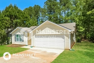 64 Mineral Springs Ln in Newnan, GA - Building Photo - Building Photo