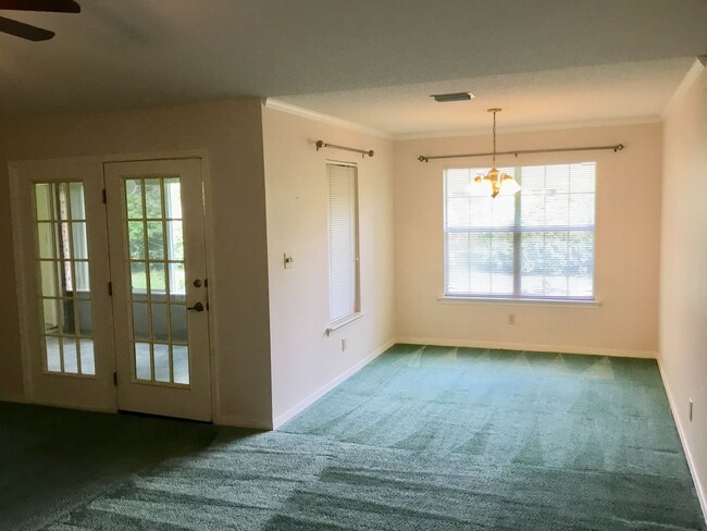 21 Hoffren Dr in Fairhope, AL - Building Photo - Building Photo