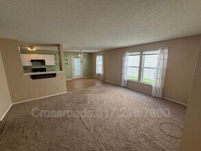 1912 Blue Pine Ln in Indianapolis, IN - Building Photo - Building Photo