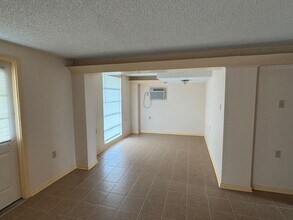 60 Tarpon St in Hitchcock, TX - Building Photo - Building Photo