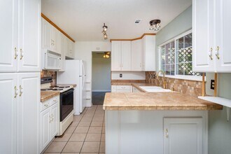 3786 Fujiyama Way in Redding, CA - Building Photo - Building Photo