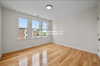 25 Brinsley St, Unit 3 in Boston, MA - Building Photo - Building Photo