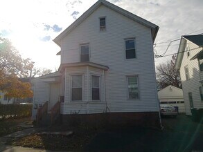 203 Pearl St in Middletown, CT - Building Photo - Building Photo
