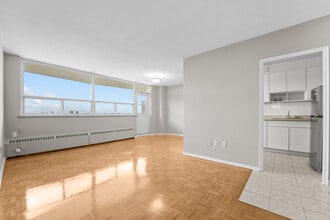 Park Willow Developments in Toronto, ON - Building Photo - Building Photo