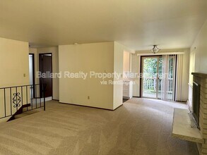 2015 NW 62nd St in Seattle, WA - Building Photo - Building Photo