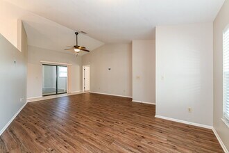 18507 Eastshore Dr in Ft. Myers, FL - Building Photo - Building Photo