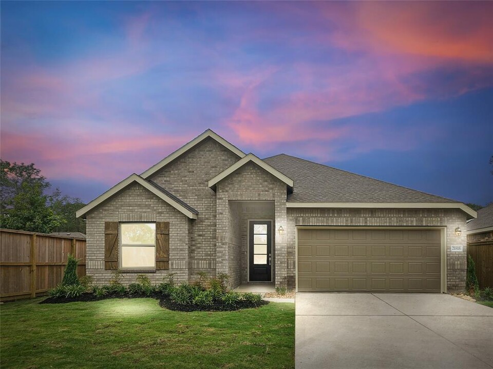 21818 Gateway Arch Dr in Porter, TX - Building Photo
