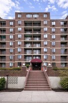 36-41 Union St in Queens, NY - Building Photo