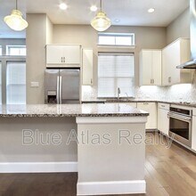 5948 Morning Star Pl in Dallas, TX - Building Photo - Building Photo