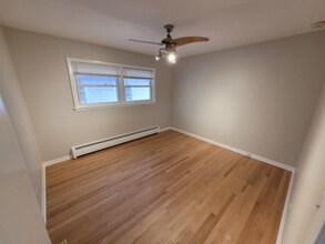 6241 W Montrose Ave in Chicago, IL - Building Photo - Building Photo
