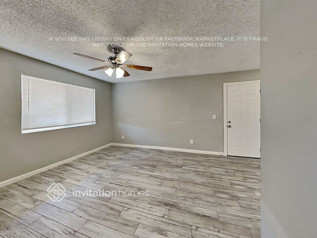 1026 W Danbury Dr in Phoenix, AZ - Building Photo - Building Photo