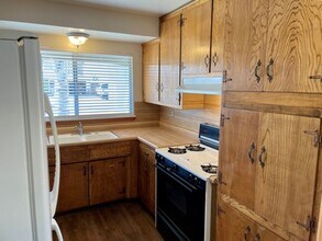 854 Dahlia Pl in Santa Maria, CA - Building Photo - Building Photo