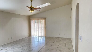 9151 W Kings Ave in Peoria, AZ - Building Photo - Building Photo