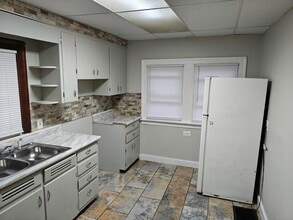 524 Crestmore Ave in Dayton, OH - Building Photo - Building Photo