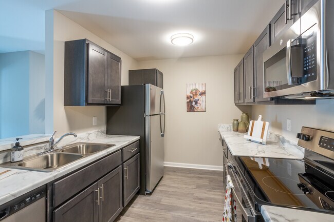 Crestwood Commons Apartments in Crestwood, KY - Foto de edificio - Interior Photo