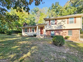 201 Old Mill Trail SW in Conyers, GA - Building Photo