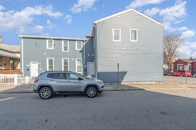 117 W 10th St in Newport, KY - Building Photo - Building Photo