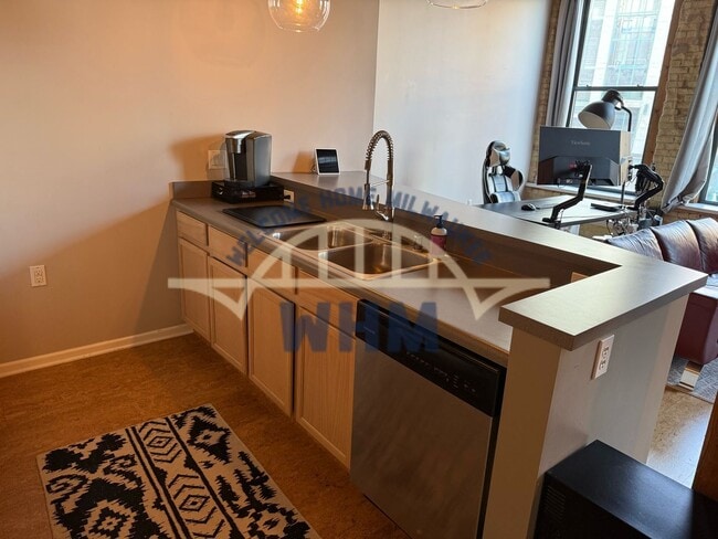 141 N Water St in Milwaukee, WI - Building Photo - Building Photo