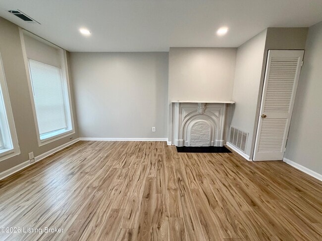 2221 W Madison St in Louisville, KY - Building Photo - Building Photo