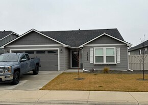 19255 Osane Wy in Caldwell, ID - Building Photo