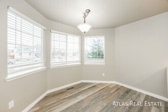 5566 Vermillion Bluffs Dr in Colorado Springs, CO - Building Photo - Building Photo