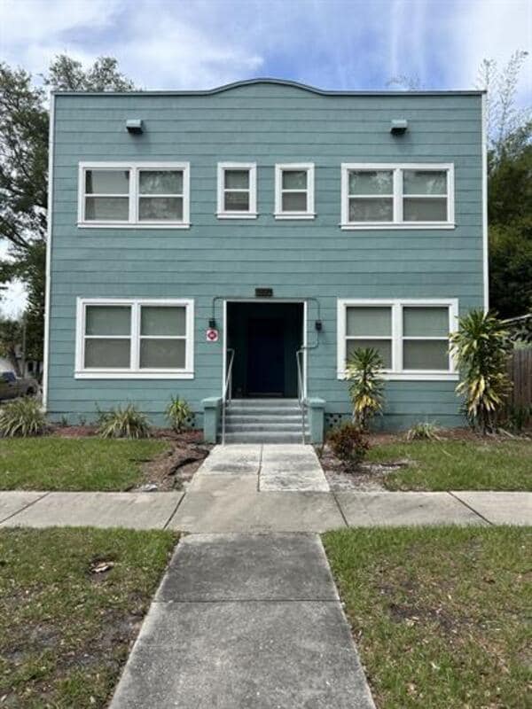 property at 2861 2nd Ave S