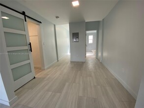 1455 Michigan Ave in Miami Beach, FL - Building Photo - Building Photo