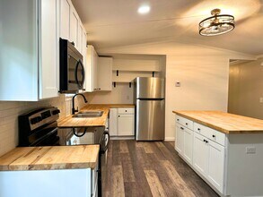 120 Piedmont Golf Course Rd in Piedmont, SC - Building Photo - Building Photo
