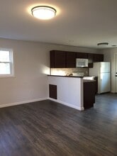 1821 Detters Mill Rd in Dover, PA - Building Photo - Building Photo