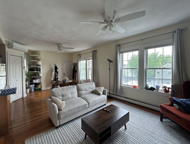 340 Putnam Ave, Unit 3