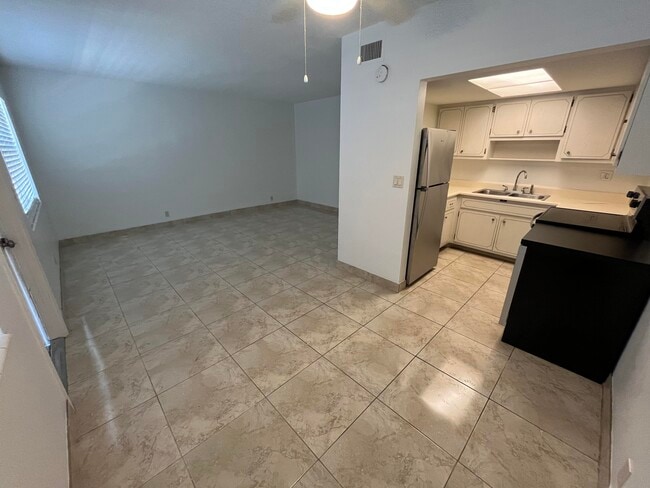 3220 NE 10th St in Pompano Beach, FL - Building Photo - Building Photo
