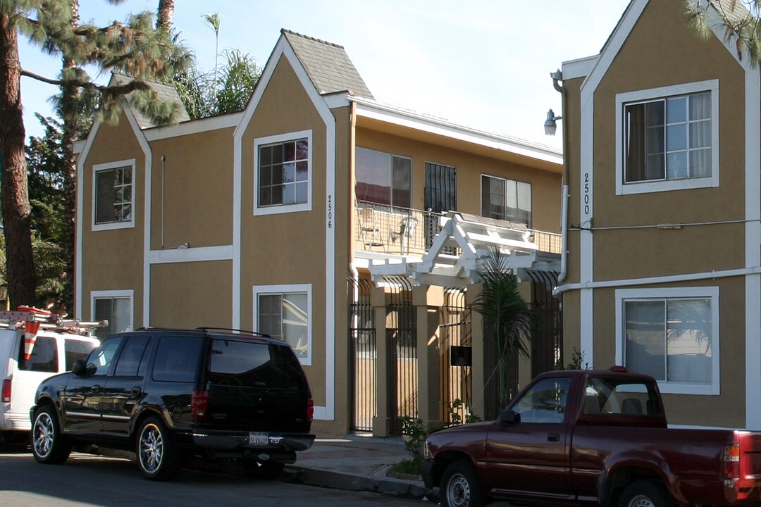 2506 E Spaulding St in Long Beach, CA - Building Photo