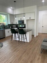 7825 Colonial Ln in Houston, TX - Building Photo - Building Photo