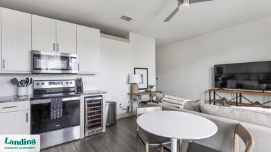 3383 Cedarplaza Ln in Dallas, TX - Building Photo - Building Photo