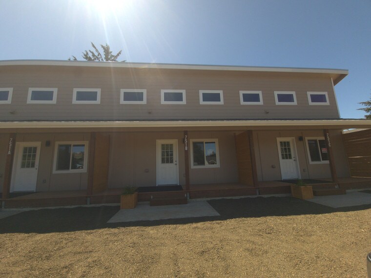 751 Point Brown Ave SW in Ocean Shores, WA - Building Photo