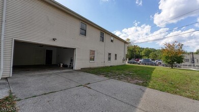 591 Cherry St in Elizabeth, NJ - Building Photo - Building Photo