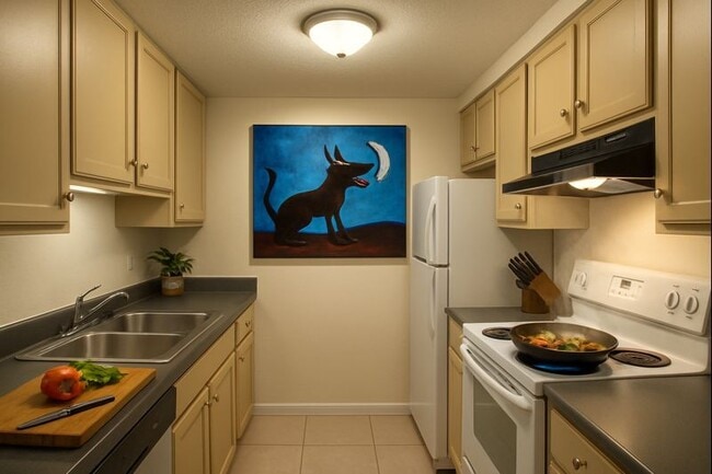 Robindale-East Apartments