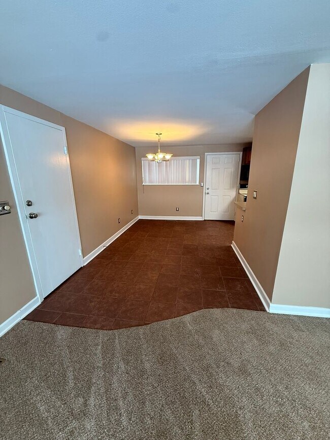 2076 Terrylynn Ave in Dayton, OH - Building Photo - Building Photo